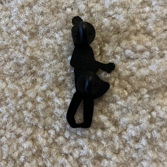 Original Character Pin by Aurora Kadash - Picture 2 of 2